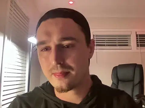 Snapshot of andrenoma427 chatting on November 7, 4:34 am andrenoma427 online show from November 7, 4:34 am