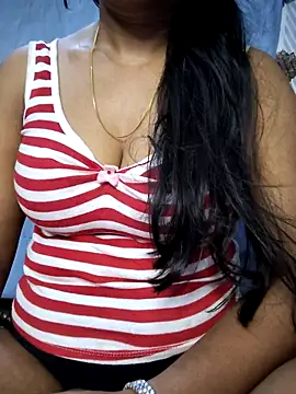 Ezabelljohn online show from April 16, 9:10 am