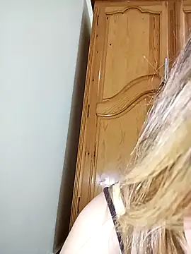 indilasixeey online show from February 1, 12:53 am