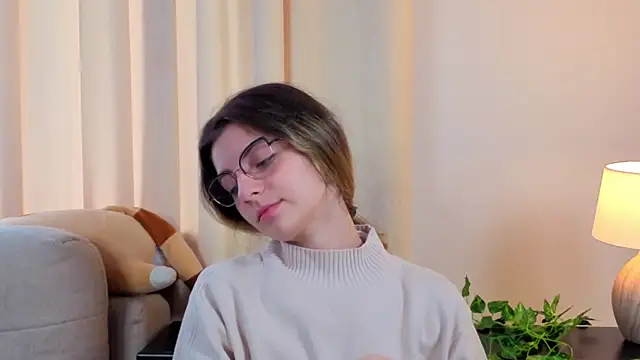 Snapshot of CasandraMickell chatting on November 4, 7:18 am CasandraMickell online show from November 4, 7:18 am