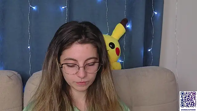 Snapshot of CasandraMickell chatting on November 21, 8:51 pm CasandraMickell online show from November 21, 8:51 pm