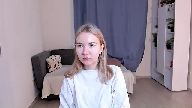 Snapshot of CathyHeximer chatting on November 10, 7:07 am CathyHeximer online show from November 10, 7:07 am