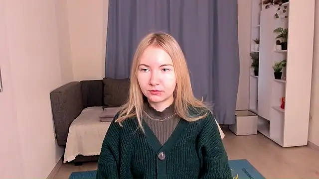 Snapshot of CathyHeximer chatting on November 17, 7:14 am CathyHeximer online show from November 17, 7:14 am