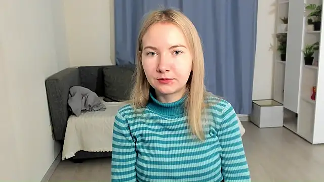 Snapshot of CathyHeximer chatting on November 18, 7:35 am CathyHeximer online show from November 18, 7:35 am