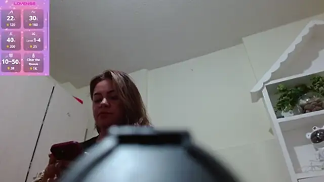 Kristalnoa online show from February 17, 4:35 pm