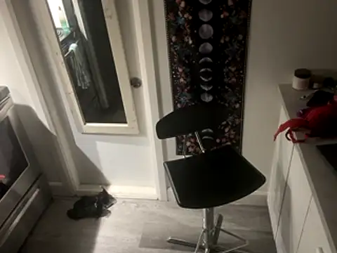 Snapshot of elliepixie chatting on October 25, 5:26 am elliepixie online show from October 25, 5:26 am