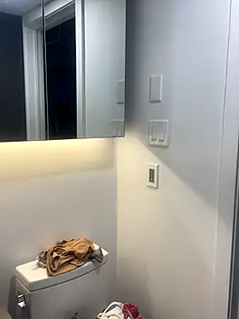 Snapshot of elliepixie chatting on November 3, 1:34 pm elliepixie online show from November 3, 1:34 pm