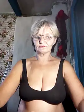 Snapshot of NikaGold454 chatting on October 30, 11:00 am NikaGold454 online show from October 30, 11:00 am