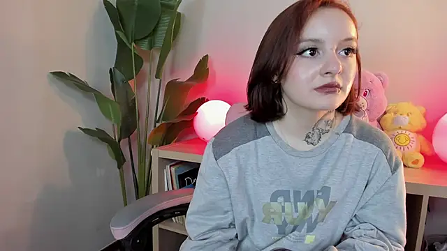 Snapshot of lexirouge__ chatting on October 29, 12:40 pm lexirouge online show from October 29, 12:40 pm