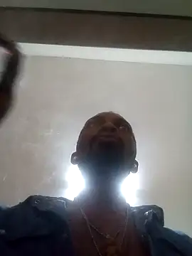 Snapshot of Blck420 chatting on November 23, 11:10 am Blck420 online show from November 23, 11:10 am