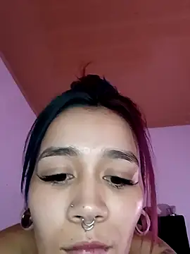 Snapshot of SharonSalazar chatting on November 26, 2:12 am SharonSalazar online show from November 26, 2:12 am