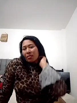 Snapshot of sharon_bela chatting on October 29, 1:41 am sharon bela online show from October 29, 1:41 am