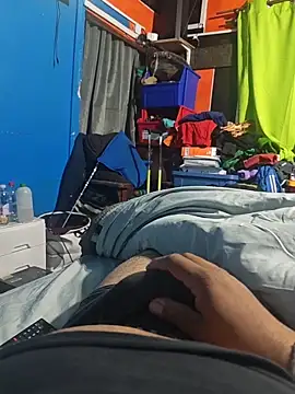 Snapshot of mbrc35 chatting on November 6, 2:23 am mbrc35 online show from November 6, 2:23 am