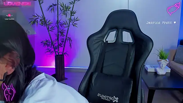 JessicaPratt online show from January 16, 7:52 pm