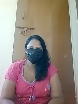 Snapshot of tamilammu1431 chatting on November 19, 1:49 am tamilammu1431 online show from November 19, 1:49 am