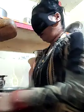 Snapshot of Pyaar_Ki_Pooja chatting on November 28, 4:37 am Pyaar Ki Pooja online show from November 28, 4:37 am