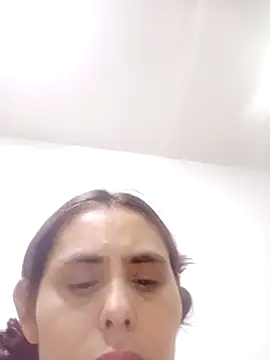 Snapshot of blanca24325 chatting on November 8, 3:50 am blanca24325 online show from November 8, 3:50 am