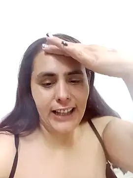 Snapshot of blanca24325 chatting on November 14, 4:33 am blanca24325 online show from November 14, 4:33 am