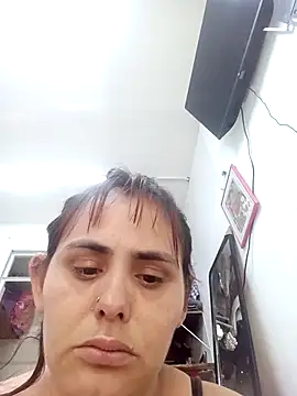 Snapshot of blanca24325 chatting on November 28, 5:59 pm blanca24325 online show from November 28, 5:59 pm