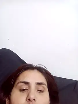 Snapshot of blanca24325 chatting on November 29, 6:05 am blanca24325 online show from November 29, 6:05 am