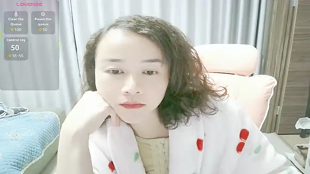 Snapshot of Doit6 chatting on November 18, 9:25 am Doit6 online show from November 18, 9:25 am