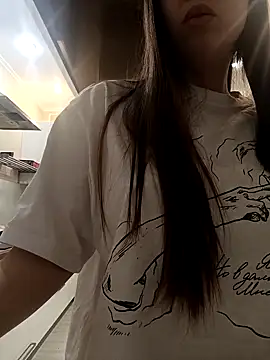 LunaDreeam online show from November 23, 4:51 pm