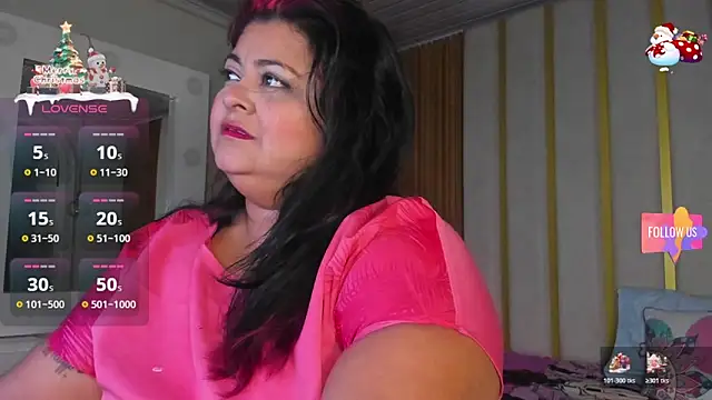 Snapshot of Hanna_curvy_ chatting on December 20, 10:44 am Hanna curvy online show from December 20, 10:44 am