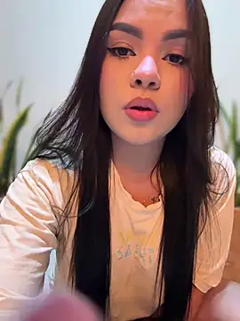 Snapshot of amber_white15 chatting on November 19, 1:49 am amber white15 online show from November 19, 1:49 am