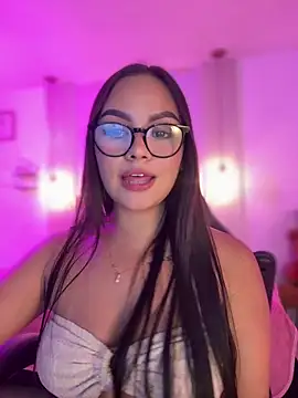 amber white15 online show from February 19, 2:40 am