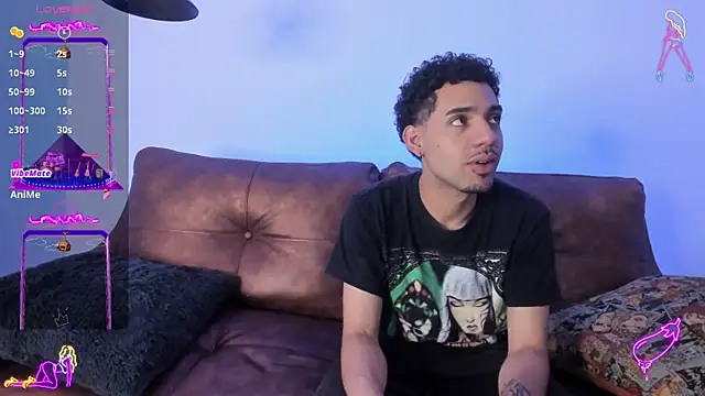 Snapshot of Suckdream1 chatting on November 27, 8:00 pm Suckdream1 online show from November 27, 8:00 pm