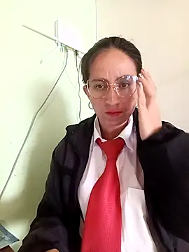 Snapshot of Valentina--1 chatting on November 14, 2:49 pm Valentina--1 online show from November 14, 2:49 pm