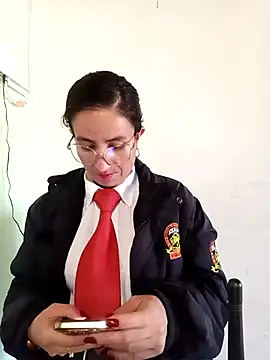 Snapshot of Valentina--1 chatting on November 25, 12:05 pm Valentina--1 online show from November 25, 12:05 pm