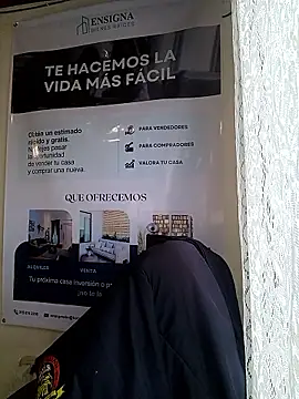 Snapshot of Valentina--1 chatting on January 10, 12:07 pm Valentina--1 online show from January 10, 12:07 pm