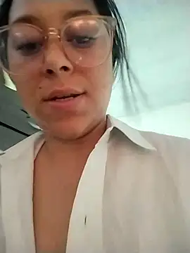 Caroline-17 online show from December 19, 2:35 pm