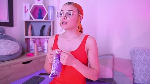 celeste blazze  online show from November 13, 4:28 pm