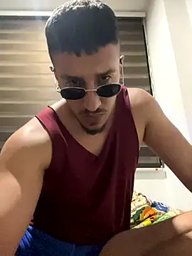 Snapshot of venus_girego chatting on October 29, 4:26 am venus girego online show from October 29, 4:26 am