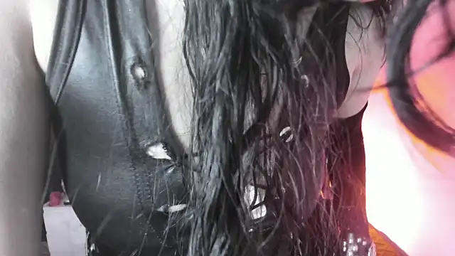 Snapshot of Yueeclipsa chatting on November 9, 4:44 am Yueeclipsa online show from November 9, 4:44 am