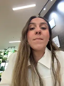 sarah honey   online show from November 11, 2:28 pm