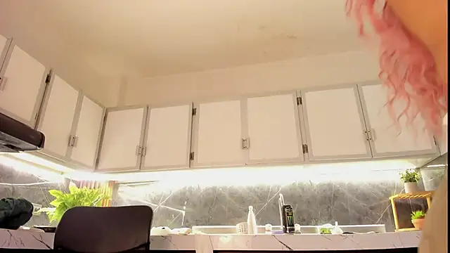 Snapshot of Ela_windsor chatting on November 30, 2:04 am Ela windsor online show from November 30, 2:04 am