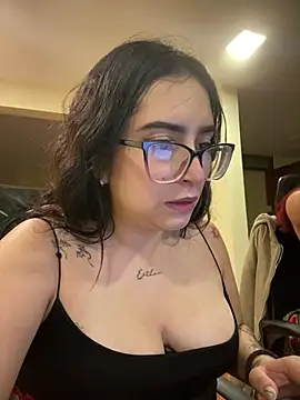 Kloe Novoa online show from March 30, 12:06 pm