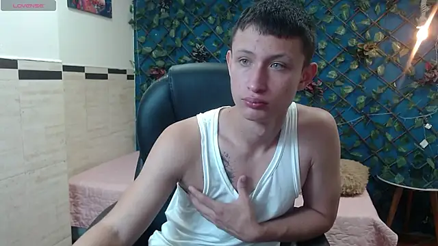 Garuo 18 online show from November 7, 3:28 am