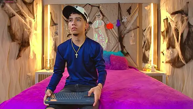 Ink Boy online show from October 25, 1:18 pm