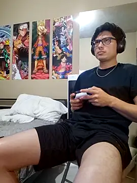 Snapshot of Ais_B10 chatting on November 8, 3:29 am Ais B10 online show from November 8, 3:29 am