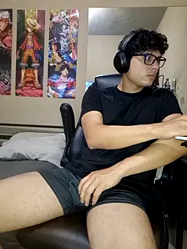 Ais B10 online show from March 3, 4:18 am