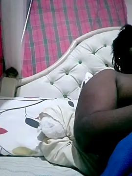 Snapshot of FaithMatsane chatting on November 2, 7:49 pm FaithMatsane online show from November 2, 7:49 pm