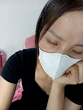 Snapshot of ezabel- chatting on November 3, 12:39 pm ezabel- online show from November 3, 12:39 pm