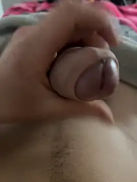 Snapshot of grossebite12335 chatting on November 23, 1:55 pm grossebite12335 online show from November 23, 1:55 pm