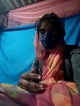 Snapshot of Janvi_babby chatting on November 28, 4:09 pm Janvi babby online show from November 28, 4:09 pm