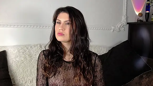 Snapshot of Reirii chatting on November 6, 2:01 am Reirii online show from November 6, 2:01 am