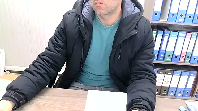 Evasionee online show from April 2, 6:11 am